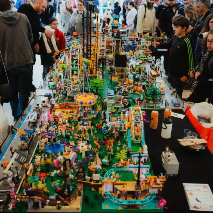 EXPOSITION LEGO